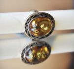 Oksydowany pierścionek z bursztynem