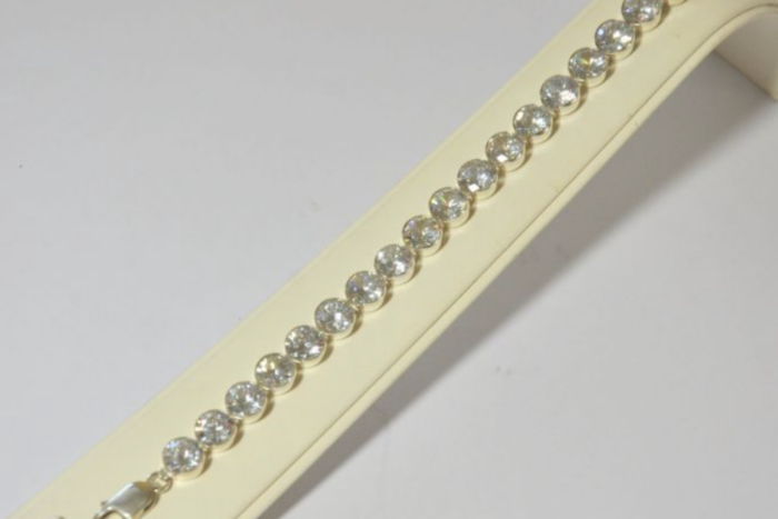 Bransoleta z kryształem Swarovskiego - Image 2