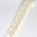 Bransoleta z prostokątnym kryształem Swarovskiego - obrazek 2