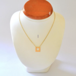 Pozłacany łańcuszek- kwadrat