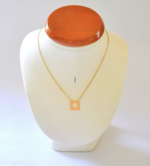 Pozłacany łańcuszek- kwadrat