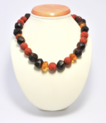 Naszyjnik z lawą wulkaniczną