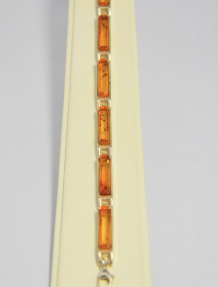 Bransoleta z podłużnym bursztynem - obrazek 1