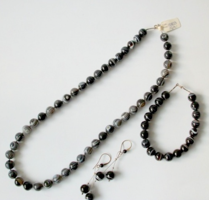 Komplet z ciemnoszarego agatu - obrazek 1