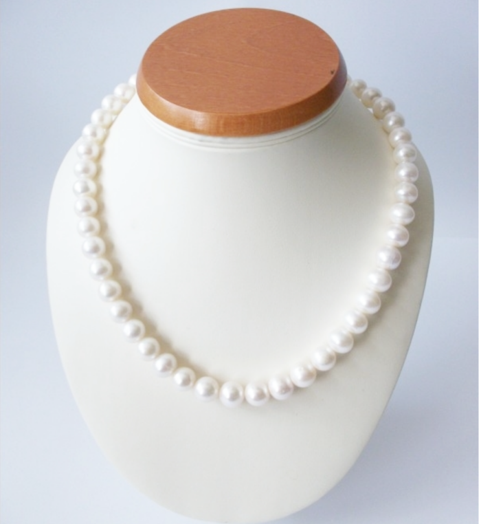 Naszyjnik z pereł - obrazek 1