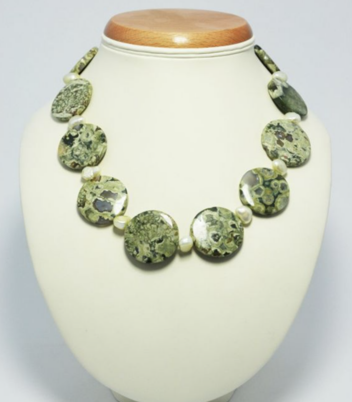 Ozdobne płaskie agaty z perłami - obrazek 1