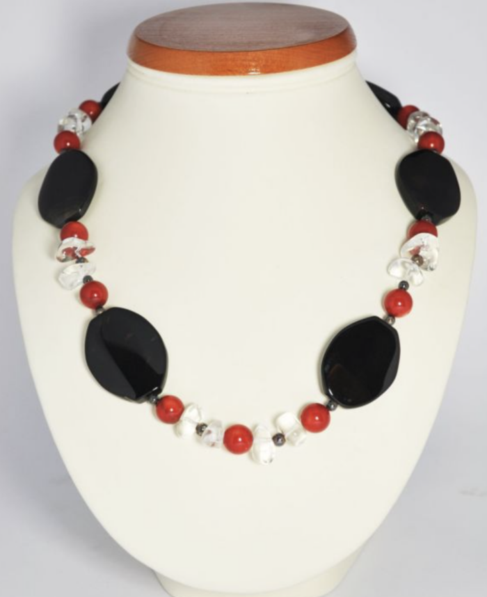 Naszyjnik z koralem i onyksem - Image 1